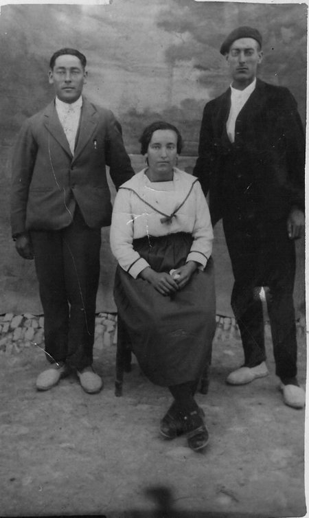 Retrato familiar. Torralba de los Sisones.