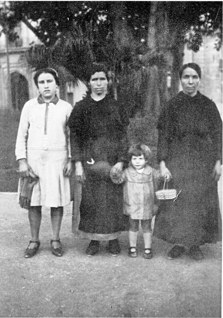 Vecinos de Villar del Salz en 1930.