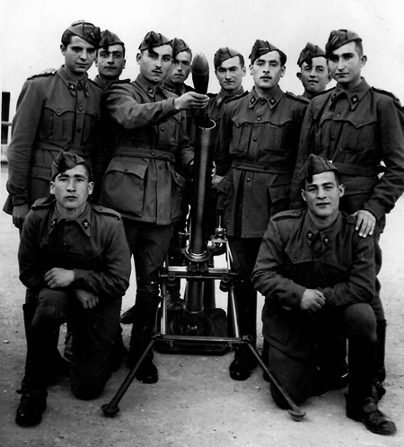 Grupo de militares. Lagueruela.