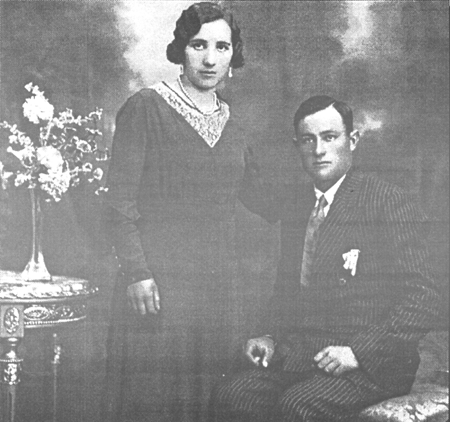 Pedro Manuel SÃ¡nchez y Rosario GuillÃ©n. Villarreal de Huerva. AÃ±o 1930.