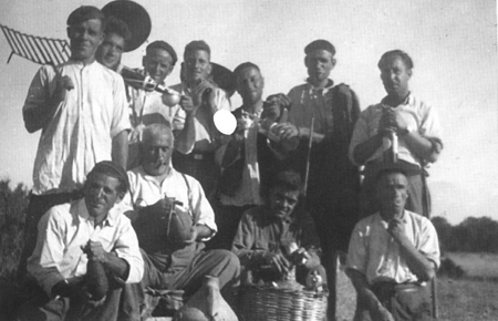 Merienda de amigos. Langa del Castillo.