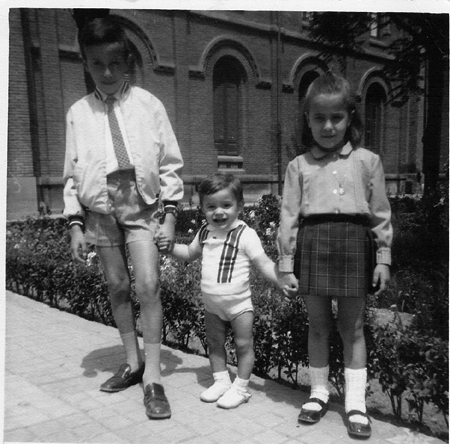 Retrato de tres niÃ±os. Torralba de los Sisones.
