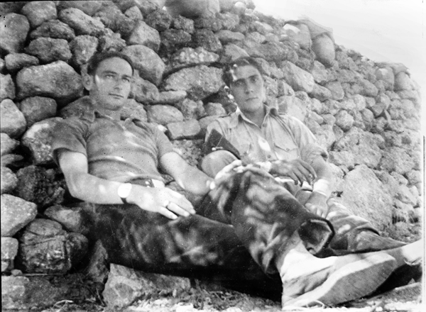 Soldados descansando