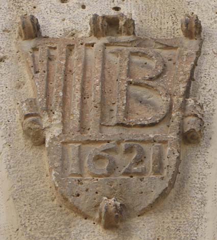 Archivo:Escudo municipal burbaguena ayuntamiento.jpg