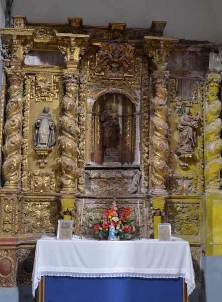 Archivo:VillarrealRetabloVirgen.jpg