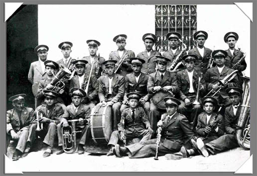 Archivo:Banda musica maluenda1.jpg