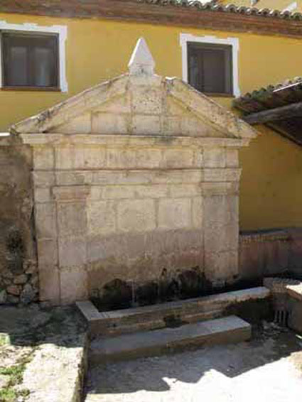Archivo:Fuente 1 Manchones.jpg