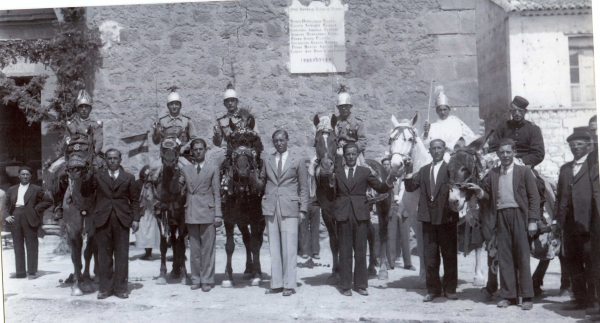 Archivo:MOROS Y CRISTIANOS.jpg