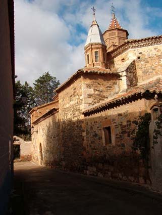 Archivo:Iglesia parroquial luco de jiloca.jpg