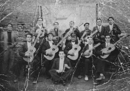 Archivo:Rondalla Cutanda.jpg