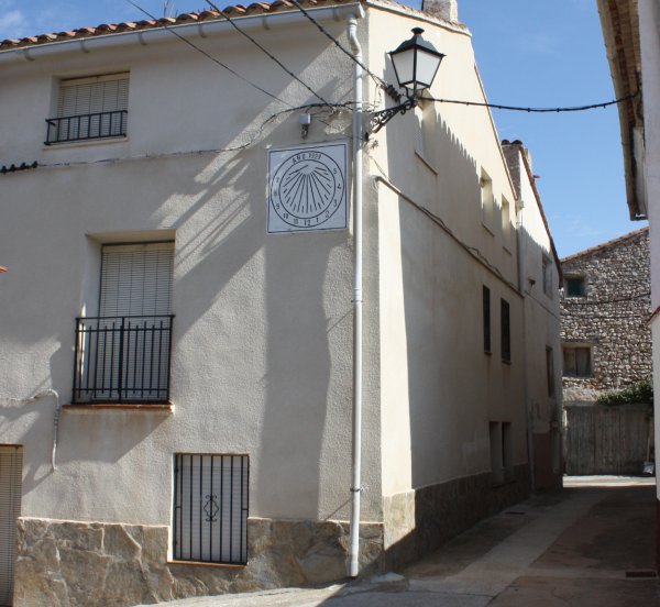 Archivo:Relojbarrachinaeras02.jpg