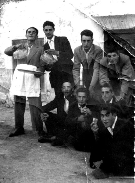 Archivo:100 Amigos.jpg