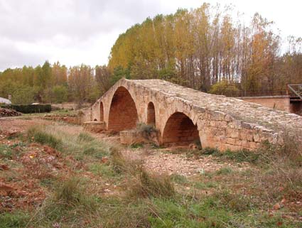 Archivo:Puente romano Luco.jpg