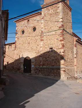 Archivo:Iglesia parroquial tornos.jpg