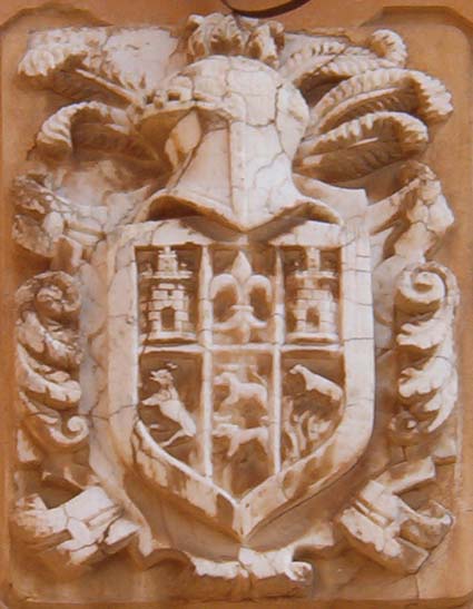 Archivo:Escudo Latorre Burbaguena.jpg