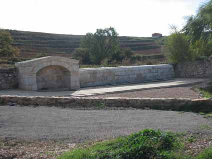 Archivo:Fuentebaja.jpg