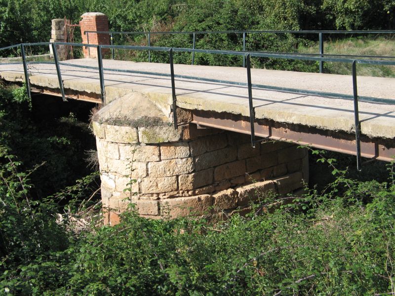Archivo:PuenteVillafeliche.jpg