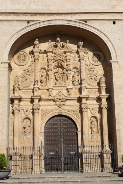 Archivo:IglesiaCalamochaPortada.jpg