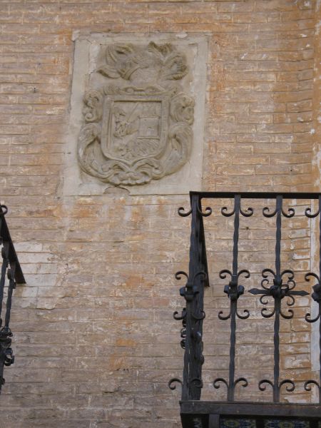 Archivo:EscudoBernabe05.jpg