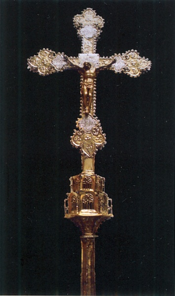 Archivo:Cruzprocesionaltorrelacarcel01.jpg