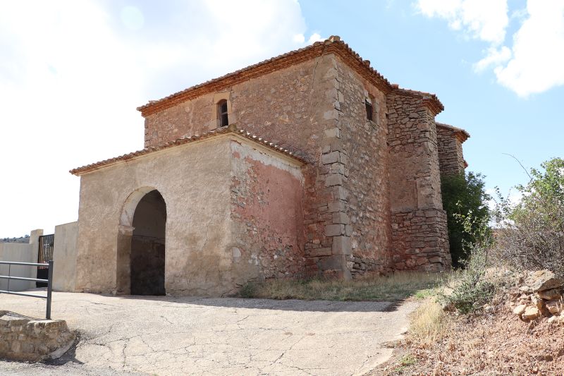 Archivo:ErmitaSantaBarbaraRubielos.jpg