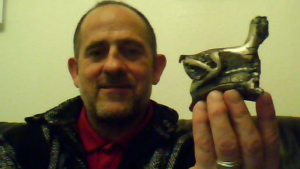 Jesús con una pieza