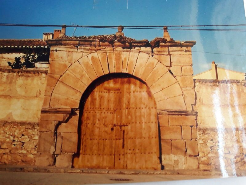 Archivo:ARCO VIEJO 1.jpg