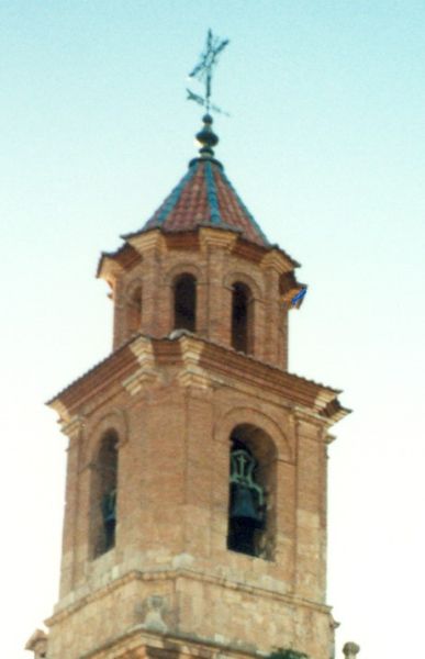 Archivo:CampanasCaminreal.jpg