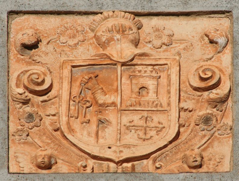 Archivo:EscudoBernabe03.jpg