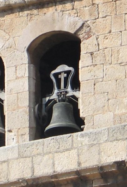 Archivo:CampanaLaMediana.jpg