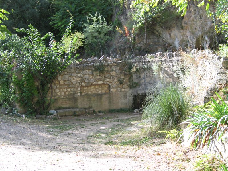 Archivo:FuenteVillafeliche.jpg