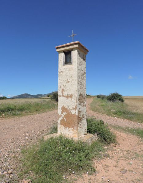 Archivo:PeirónVirgenHerrera1.jpg