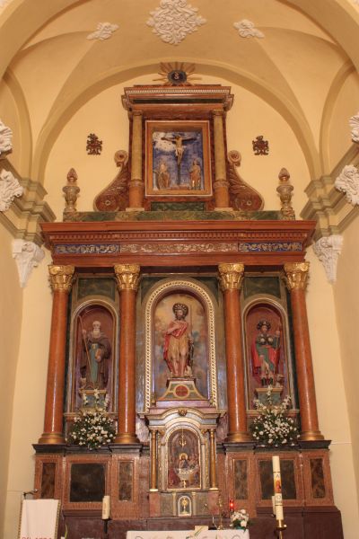 Archivo:ValdehornaRetablomayor.jpg